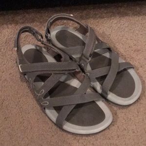 Hi-Tech strapping sandals